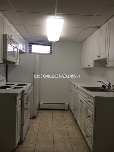 Brookline Apartment for rent 1 Bedroom 1 Bath  Brookline Village - $2,860 No Fee