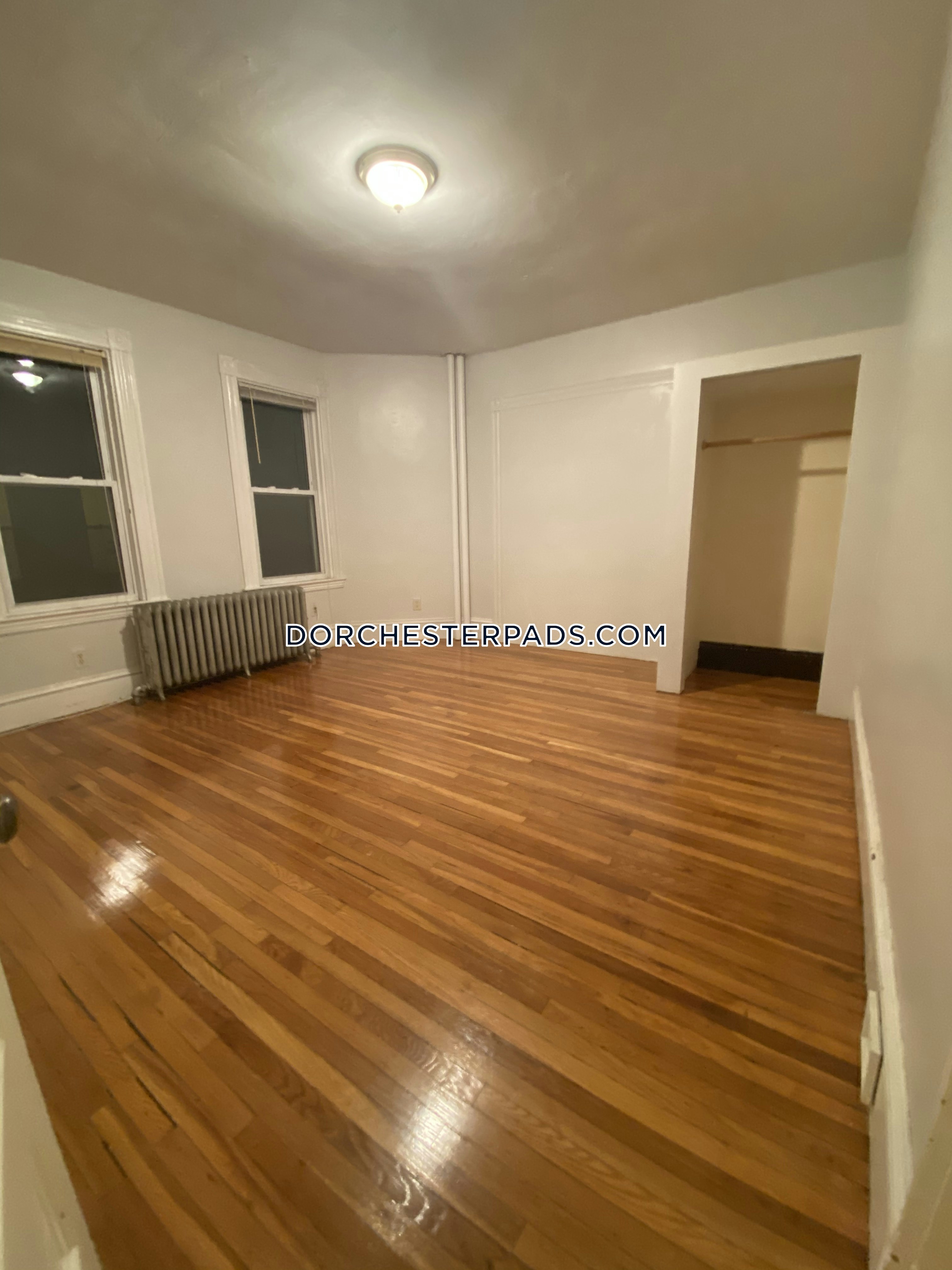 Dorchester Apartments | Dorchester Apartment for rent 3 Bedrooms 1.5