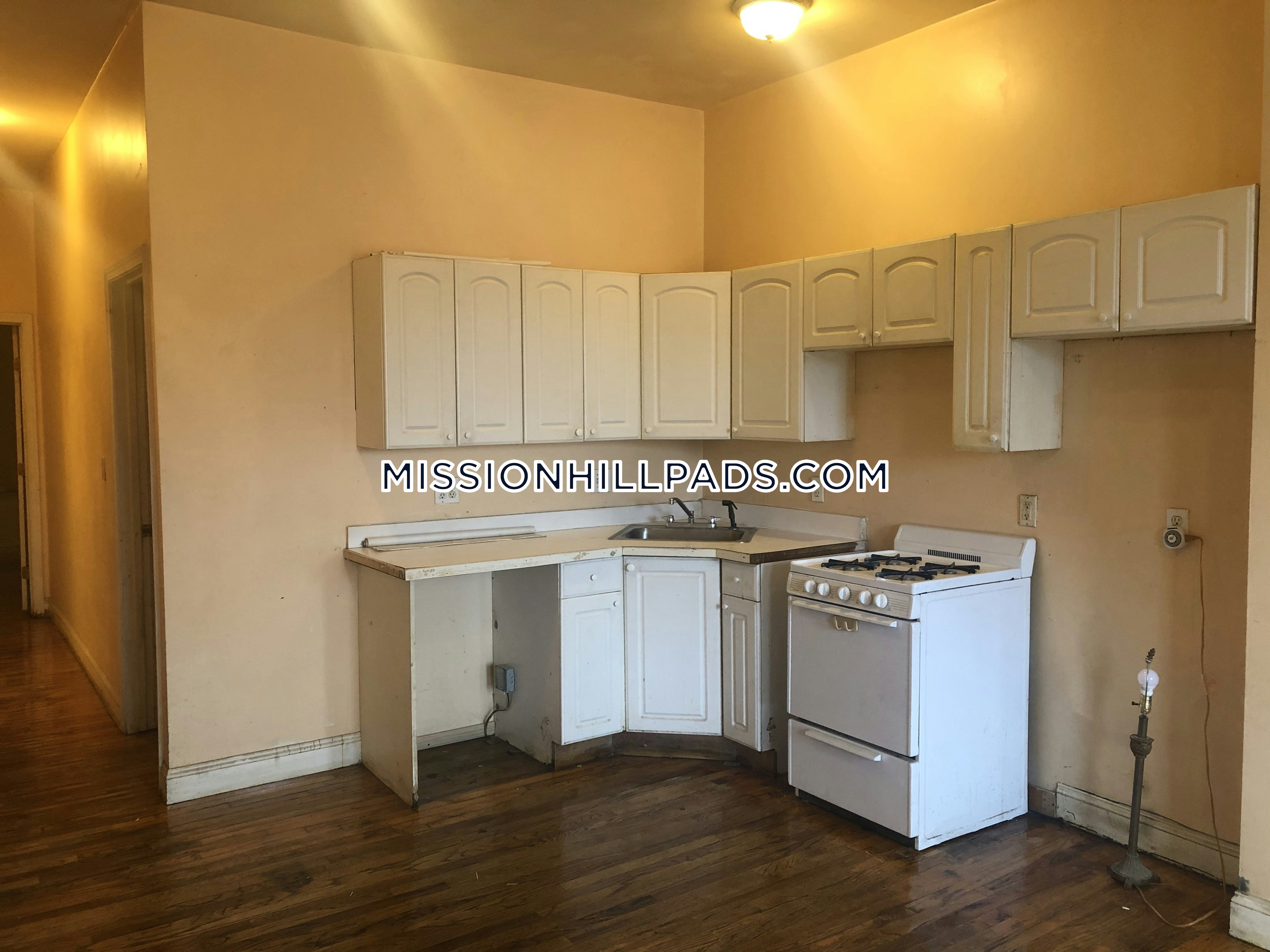 Dorchester Apartment For Rent 2 Bedrooms 1 Bath Boston 2 200