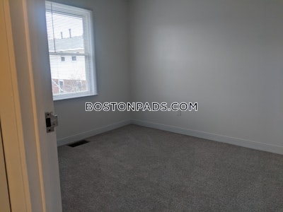 Roslindale Apartment for rent 3 Bedrooms 1 Bath Boston - $3,161