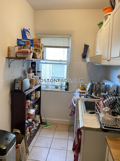 Somerville Apartment for rent 2 Bedrooms 1 Bath  Tufts - $3,200