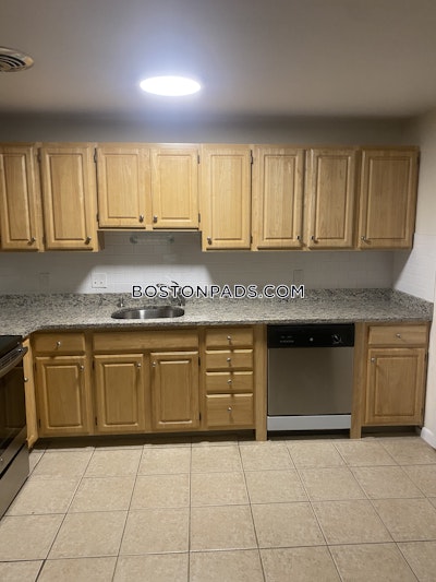 Brookline 2 Beds 1 Bath  Coolidge Corner - $3,300 No Fee