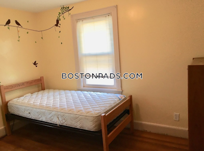 Waltham Apartment for rent 4 Bedrooms 2 Baths - $3,900 50% Fee