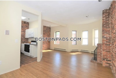 Back Bay 2 Beds 1 Bath Boston - $3,875