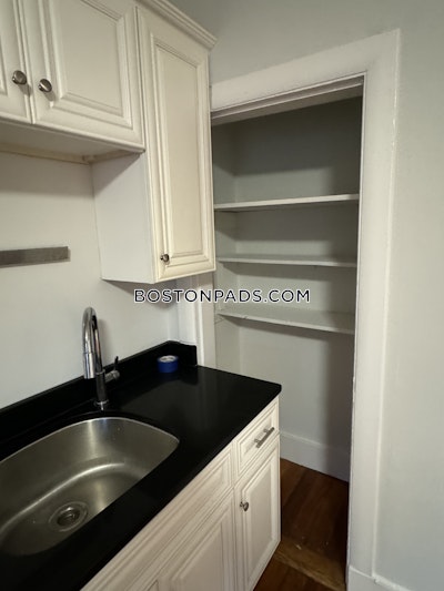 Northeastern/symphony 2 Bed, 1 Bath Unit Boston - $3,800